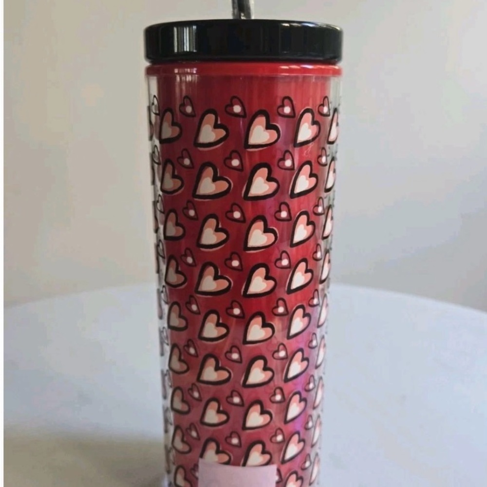 Kate Spade Acrylic beautiful Hearts Insulated 20 Oz Tumbler with Straw brand new